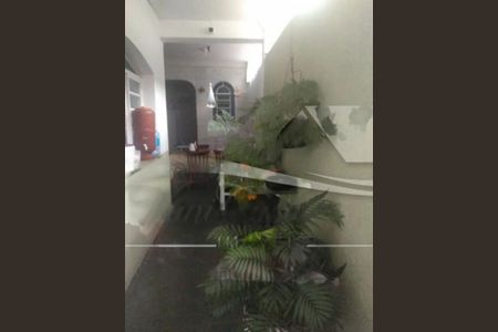 Casa à venda com 3 quartos, 200m² em Vila Arapua, São Paulo
