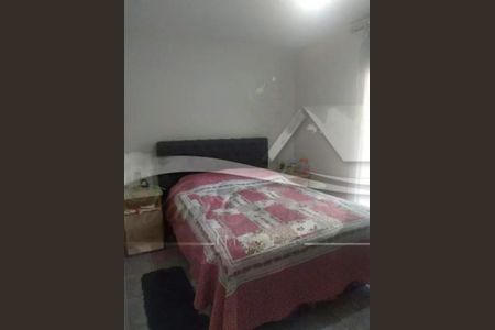 Casa à venda com 3 quartos, 200m² em Vila Arapua, São Paulo