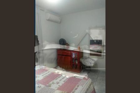 Casa à venda com 3 quartos, 200m² em Vila Arapua, São Paulo