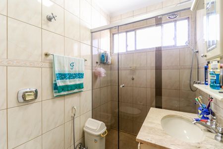 Apartamento à venda com 195m², 4 quartos e 2 vagas Apartamento à venda com 195m², 4 quartos e 2 vagasBanheiro