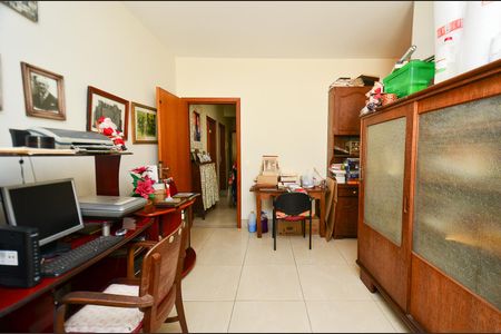 Casa à venda com 405m², 5 quartos e 8 vagasSuite 3