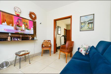 Casa à venda com 405m², 5 quartos e 8 vagasSala de Tv