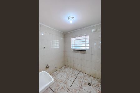 Casa para alugar com 130m², 2 quartos e 3 vagasBanheiro