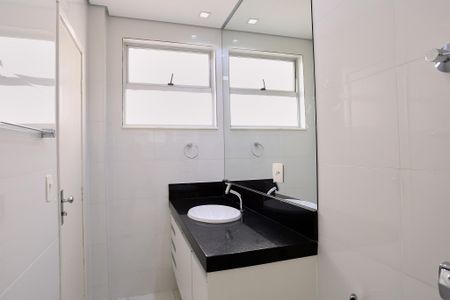 Apartamento à venda com 116m², 3 quartos e 2 vagasBanheiro do Quarto 3