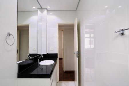 Apartamento à venda com 116m², 3 quartos e 2 vagasBanheiro