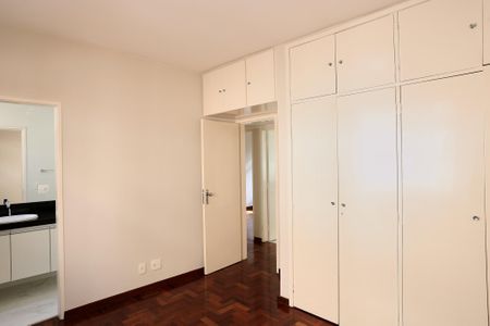 Apartamento à venda com 116m², 3 quartos e 2 vagasQuarto 3