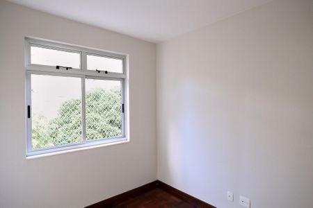 Apartamento à venda com 116m², 3 quartos e 2 vagasQuarto 2