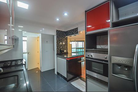 Apartamento à venda com 208m², 3 quartos e 3 vagasCozinha