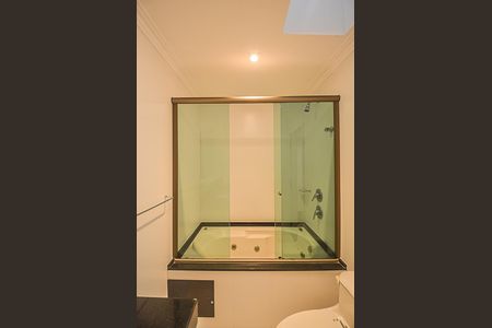 Apartamento à venda com 208m², 3 quartos e 3 vagasBanheiro da Suíte 2