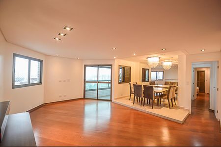 Apartamento à venda com 208m², 3 quartos e 3 vagasSala