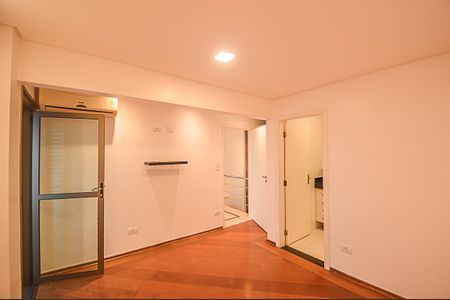 Apartamento à venda com 208m², 3 quartos e 3 vagas Suíte 2