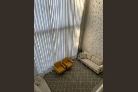 Casa de condomínio à venda com 324m², 4 quartos e 4 vagasSala