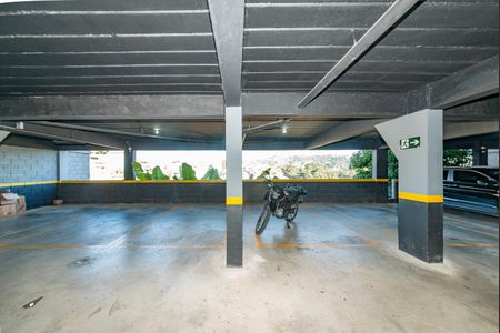 Apartamento à venda com 140m², 3 quartos e 2 vagas Apartamento à venda com 140m², 3 quartos e 2 vagasGaragem