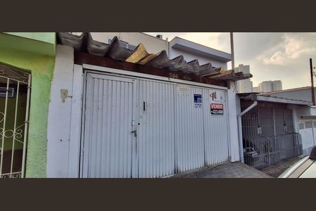 Casa à venda com 160m², 3 quartos e 2 vagasFachada e placa
