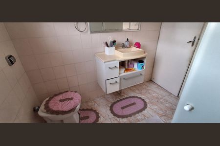 Casa à venda com 160m², 3 quartos e 2 vagasBanheiro Social