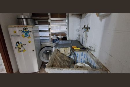 Casa à venda com 160m², 3 quartos e 2 vagasÁrea de Serviço