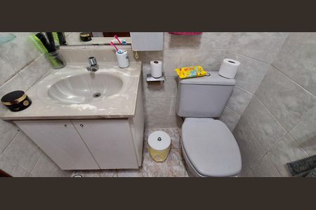 Casa à venda com 160m², 3 quartos e 2 vagasBanheiro 2