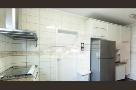 Apartamento à venda com 240m², 4 quartos e 4 vagas