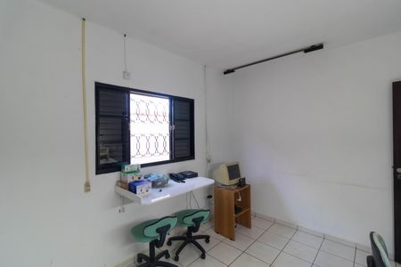 Casa à venda com 267m², 3 quartos e 2 vagasQuarto 02