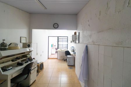 Casa à venda com 267m², 3 quartos e 2 vagasOficina