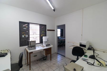 Casa à venda com 267m², 3 quartos e 2 vagasQuarto 01