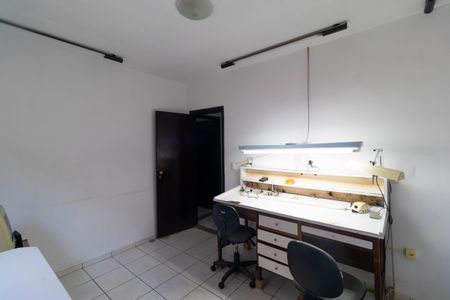 Casa à venda com 267m², 3 quartos e 2 vagasQuarto 02