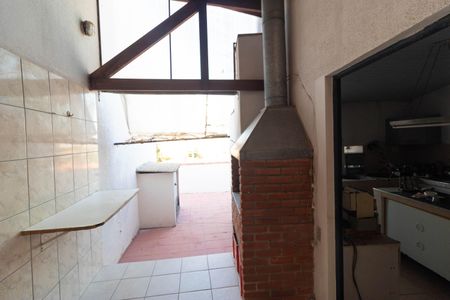 Casa à venda com 267m², 3 quartos e 2 vagasChurrasqueira