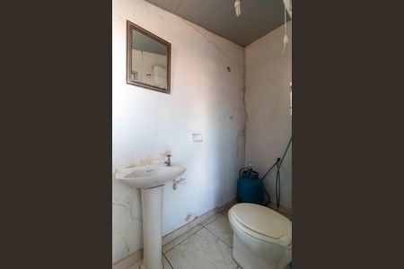 Casa à venda com 267m², 3 quartos e 2 vagasBanheiro  02