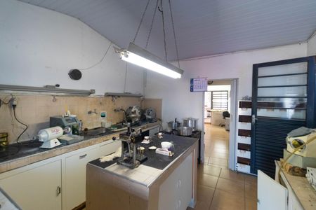 Casa à venda com 267m², 3 quartos e 2 vagasOficina