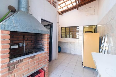 Casa à venda com 267m², 3 quartos e 2 vagasOficina