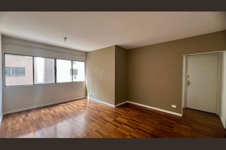 Apartamento à venda com 78m², 2 quartos e 1 vaga Apartamento à venda com 78m², 2 quartos e 1 vagaSala