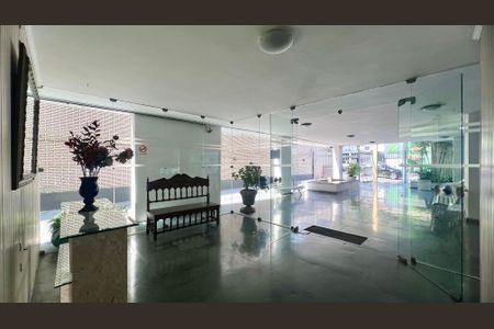 Apartamento à venda com 78m², 2 quartos e 1 vaga Apartamento à venda com 78m², 2 quartos e 1 vagaHall de entrada