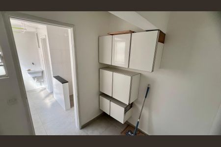 Apartamento à venda com 78m², 2 quartos e 1 vaga Apartamento à venda com 78m², 2 quartos e 1 vagaQuarto de Serviço