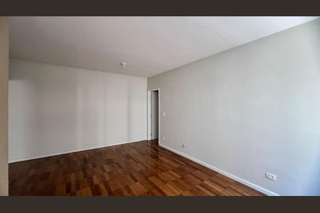 Apartamento à venda com 78m², 2 quartos e 1 vaga Apartamento à venda com 78m², 2 quartos e 1 vagaSala