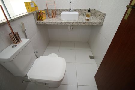 Apartamento à venda com 115m², 2 quartos e 1 vagaBanheiro 2