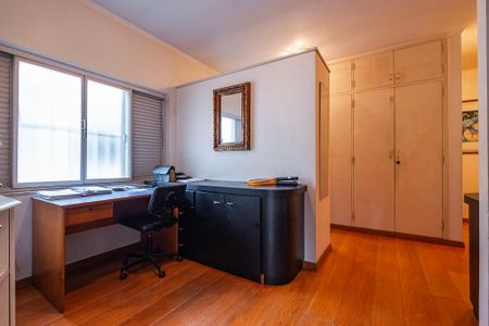 Casa à venda com 280m², 2 quartos e 3 vagasSala 2º andar