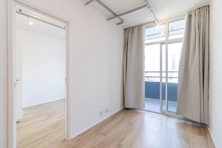 Apartamento à venda com 38m², 1 quarto e sem vaga Apartamento à venda com 38m², 1 quarto e sem vagaSala