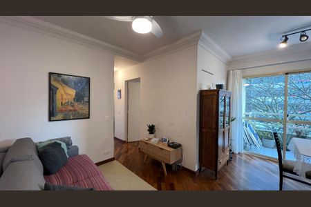 Apartamento à venda com 90m², 3 quartos e 2 vagas Apartamento à venda com 90m², 3 quartos e 2 vagasSala