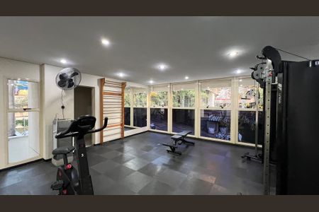 Apartamento à venda com 90m², 3 quartos e 2 vagas Apartamento à venda com 90m², 3 quartos e 2 vagasAcademia