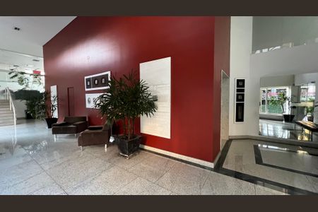 Apartamento à venda com 90m², 3 quartos e 2 vagas Apartamento à venda com 90m², 3 quartos e 2 vagasHall