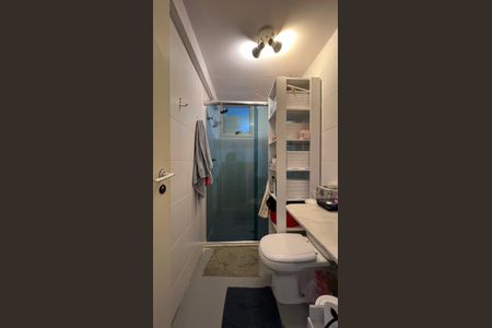 Apartamento à venda com 90m², 3 quartos e 2 vagas Apartamento à venda com 90m², 3 quartos e 2 vagasBanheiro da Suíte