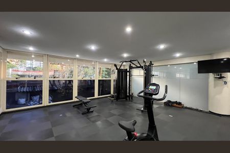 Apartamento à venda com 90m², 3 quartos e 2 vagas Apartamento à venda com 90m², 3 quartos e 2 vagasAcademia