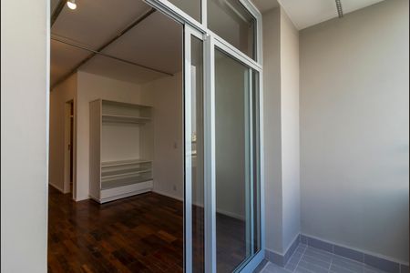 Studio à venda com 26m², 1 quarto e sem vaga Studio à venda com 26m², 1 quarto e sem vagaVaranda