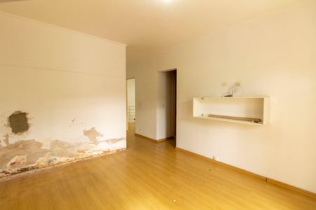 Casa à venda com 400m², 4 quartos e 6 vagasSuíte 2