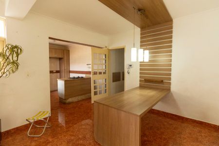 Casa à venda com 400m², 4 quartos e 6 vagasCozinha