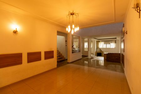 Casa à venda com 400m², 4 quartos e 6 vagasSala de Jantar