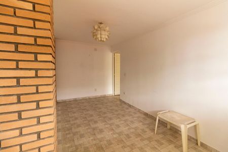 Casa à venda com 400m², 4 quartos e 6 vagasQuarto anexo