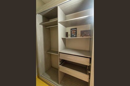 Casa à venda com 400m², 4 quartos e 6 vagasCloset da suíte 3