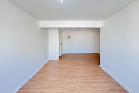 Apartamento à venda com 92m², 2 quartos e 1 vaga Apartamento à venda com 92m², 2 quartos e 1 vagaSala