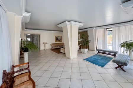 Apartamento à venda com 92m², 2 quartos e 1 vaga Apartamento à venda com 92m², 2 quartos e 1 vagaHall social